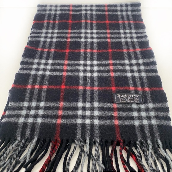Burberrys Scarf 💯 Cashmere - Picture 1 of 5